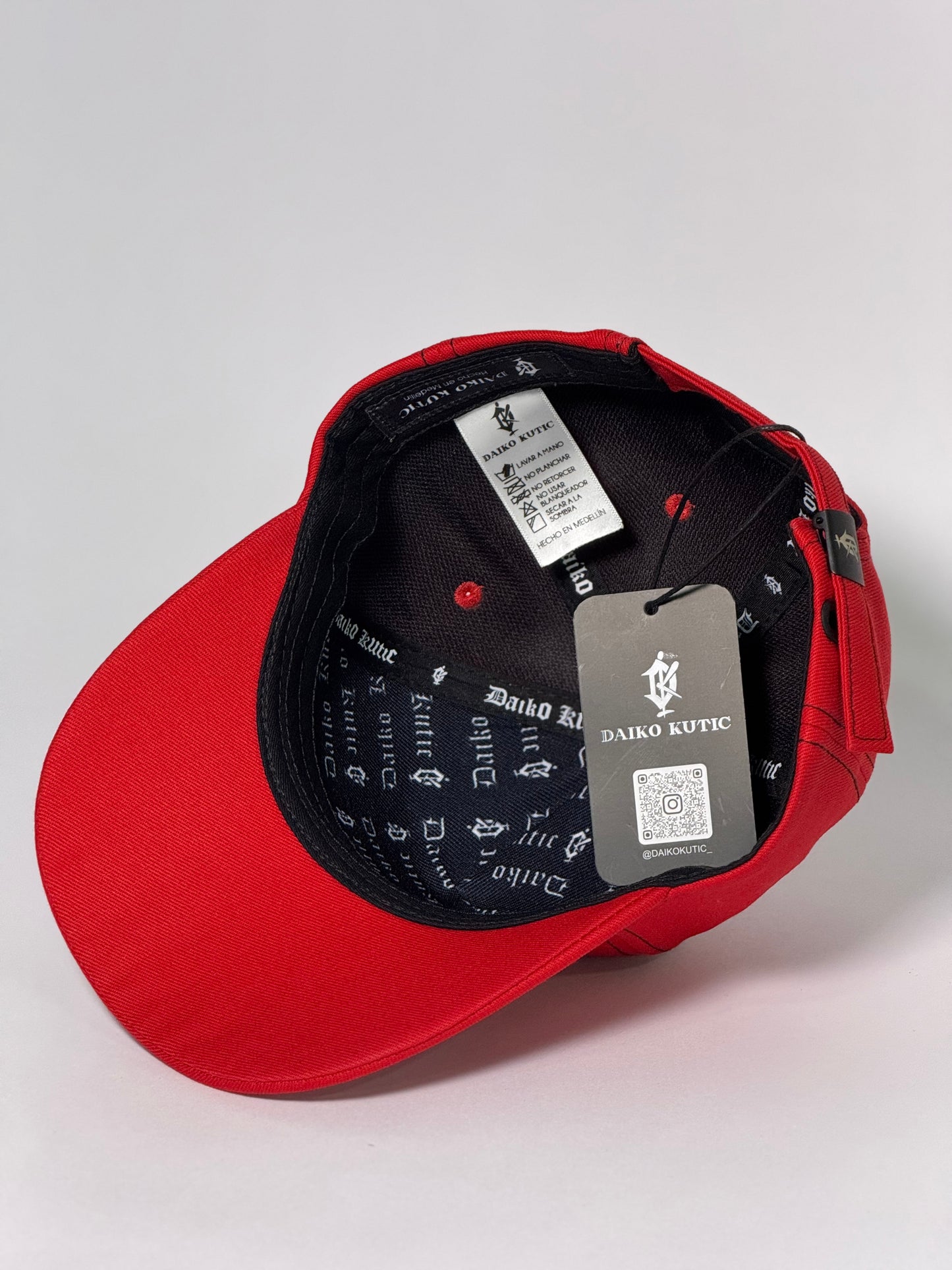 Daiko Cap red