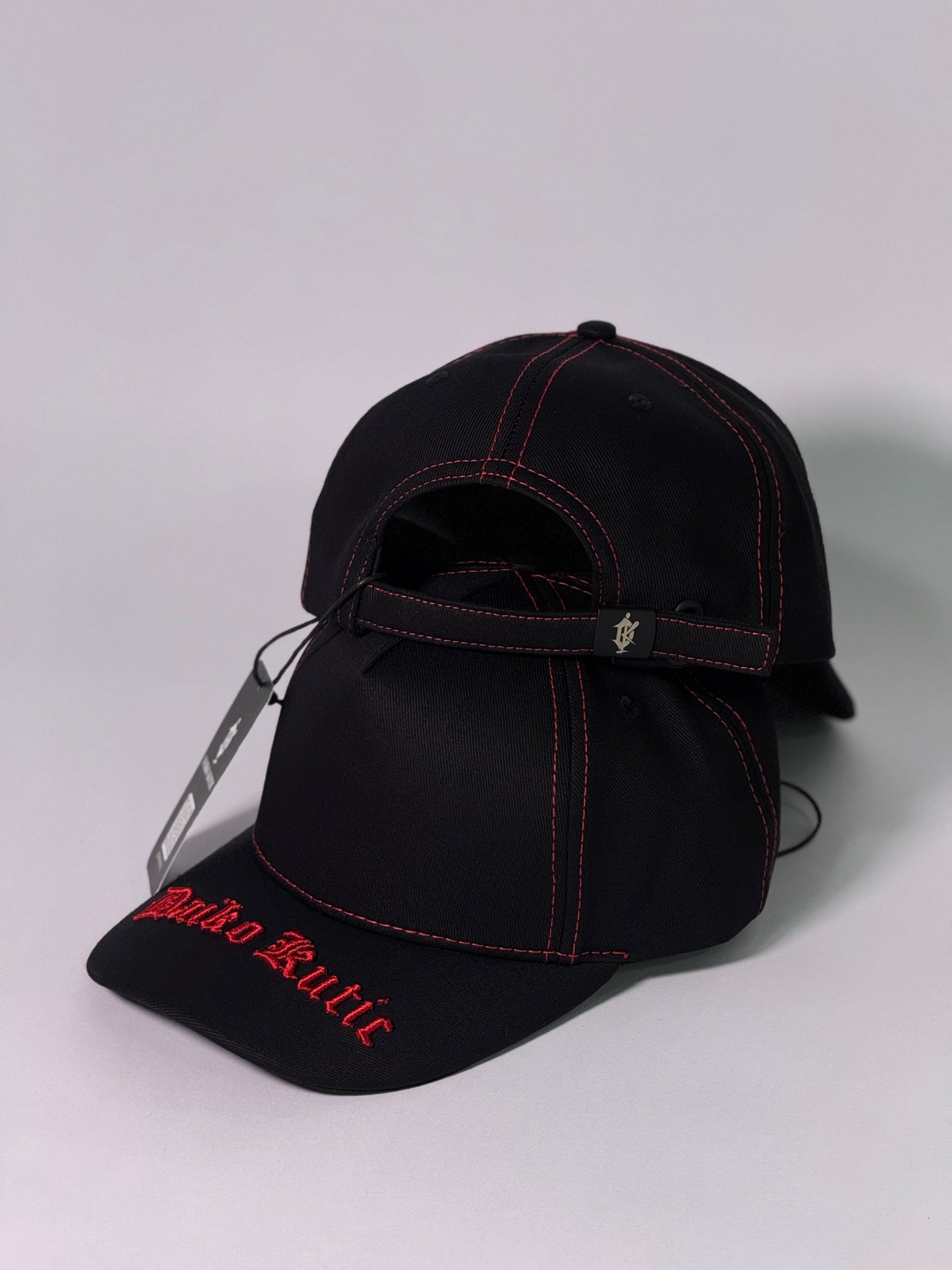 Daiko Cap black red