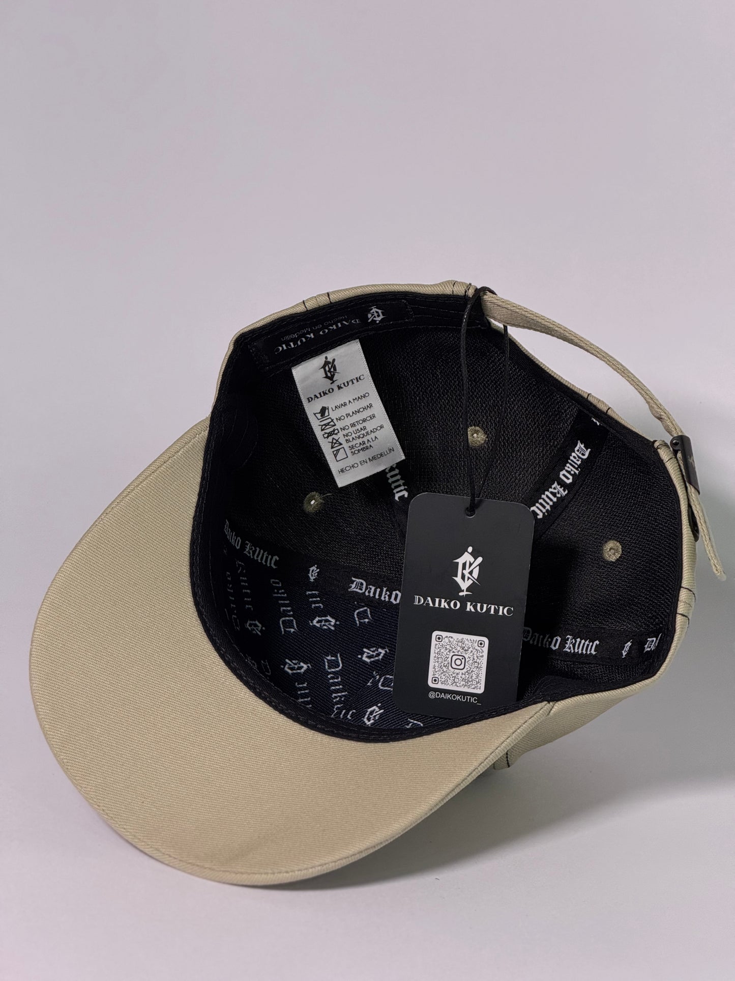 Daiko Cap beige